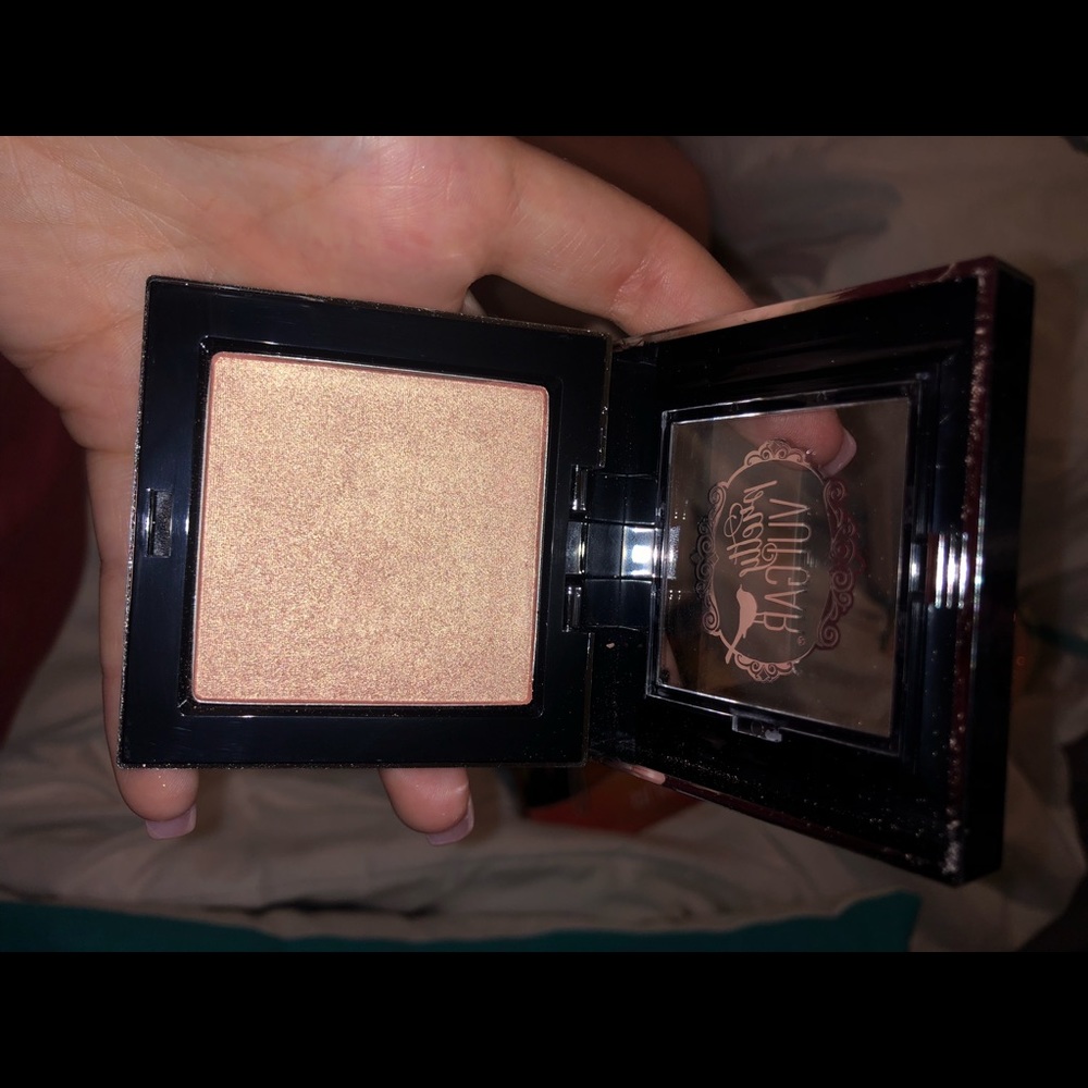 Pretty Vulgar Highlighter